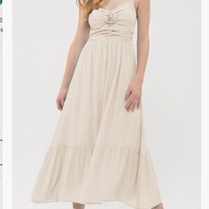 Blu Pepper Cream Maxi Dress A-Line Tiered Casual
